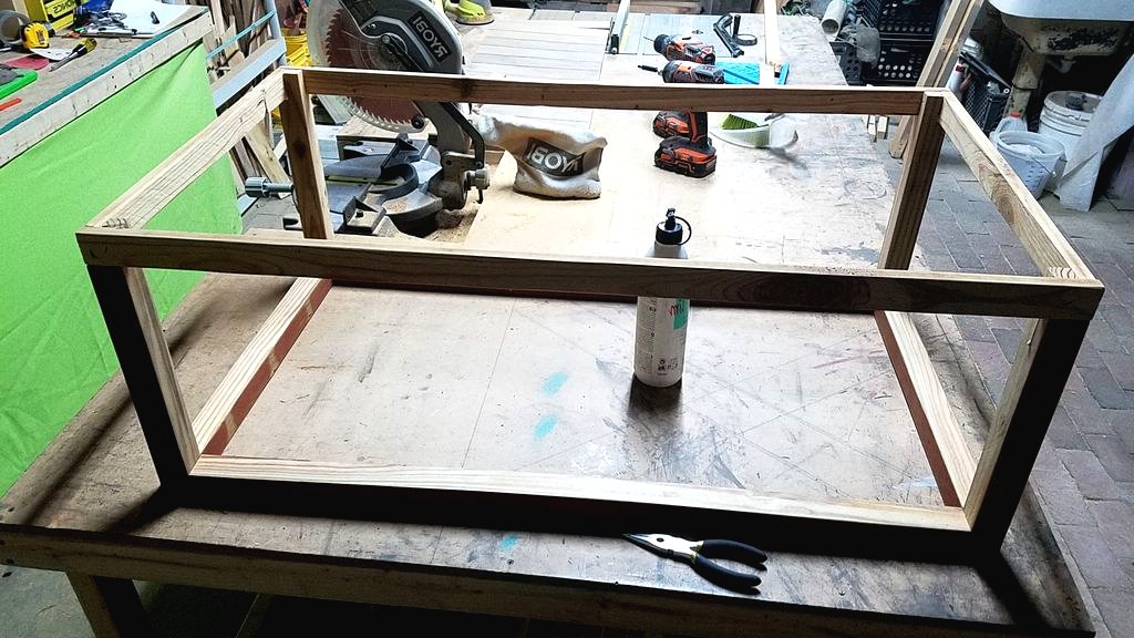 Оригинальный журнальный стол - фото 4