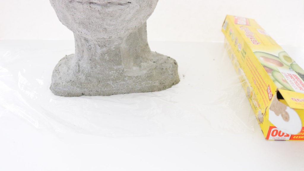 Горшок из бетона в форме головы - фото 9