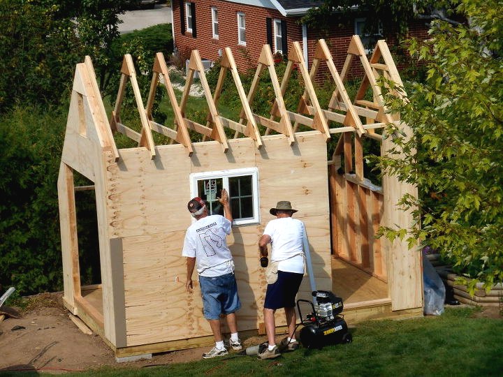 Оригинальный садовый домик - фото 9