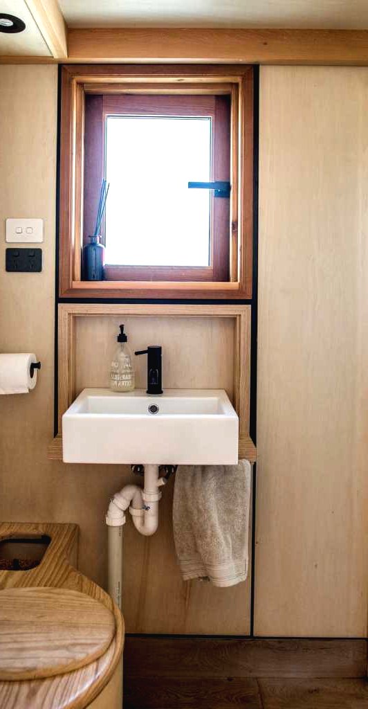 Летний домик для дачи из дерева - фото 6