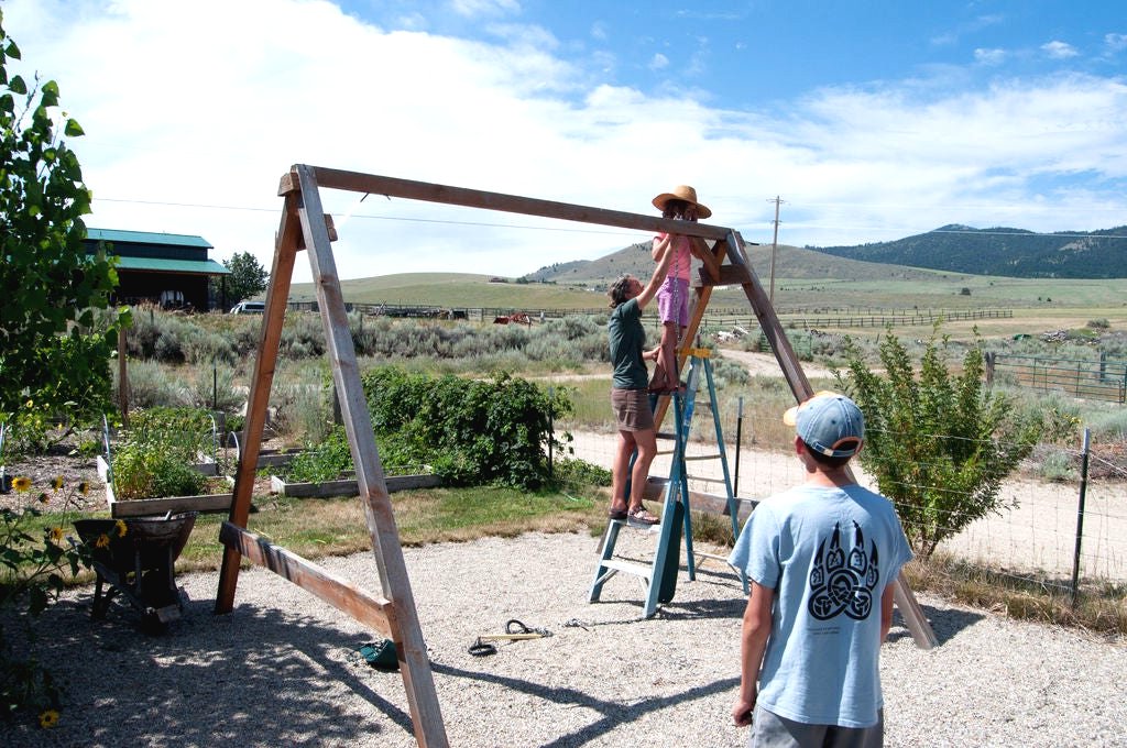 Летний домик или закрытая беседка? - фото 2