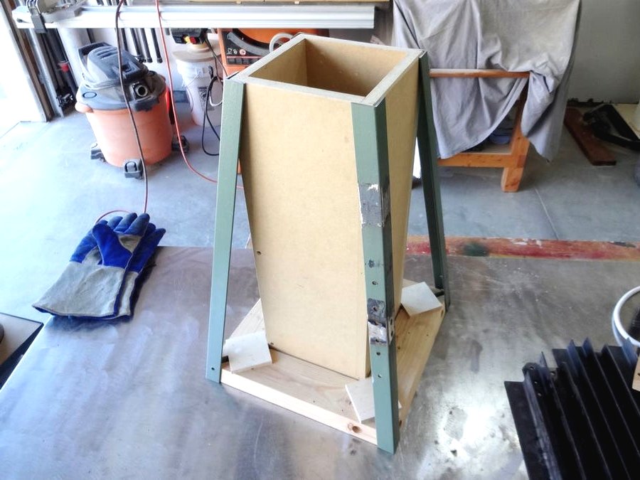 Простой высокий стул - фото 7