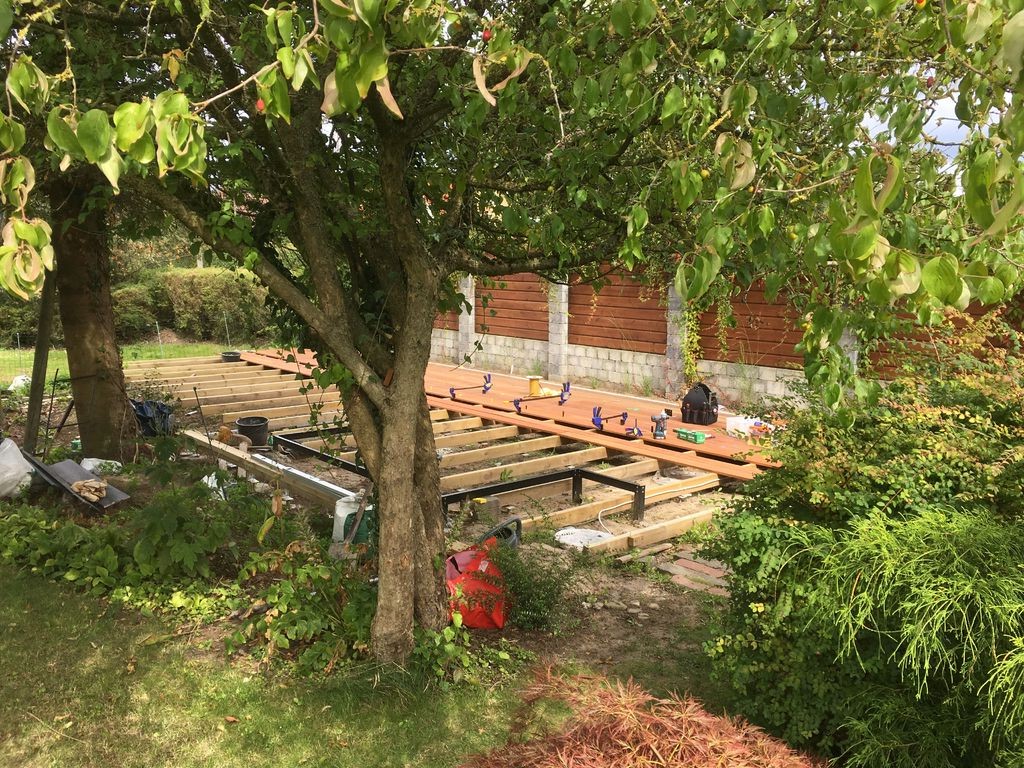 Терраса с беседкой из закаленного стекла - фото 15