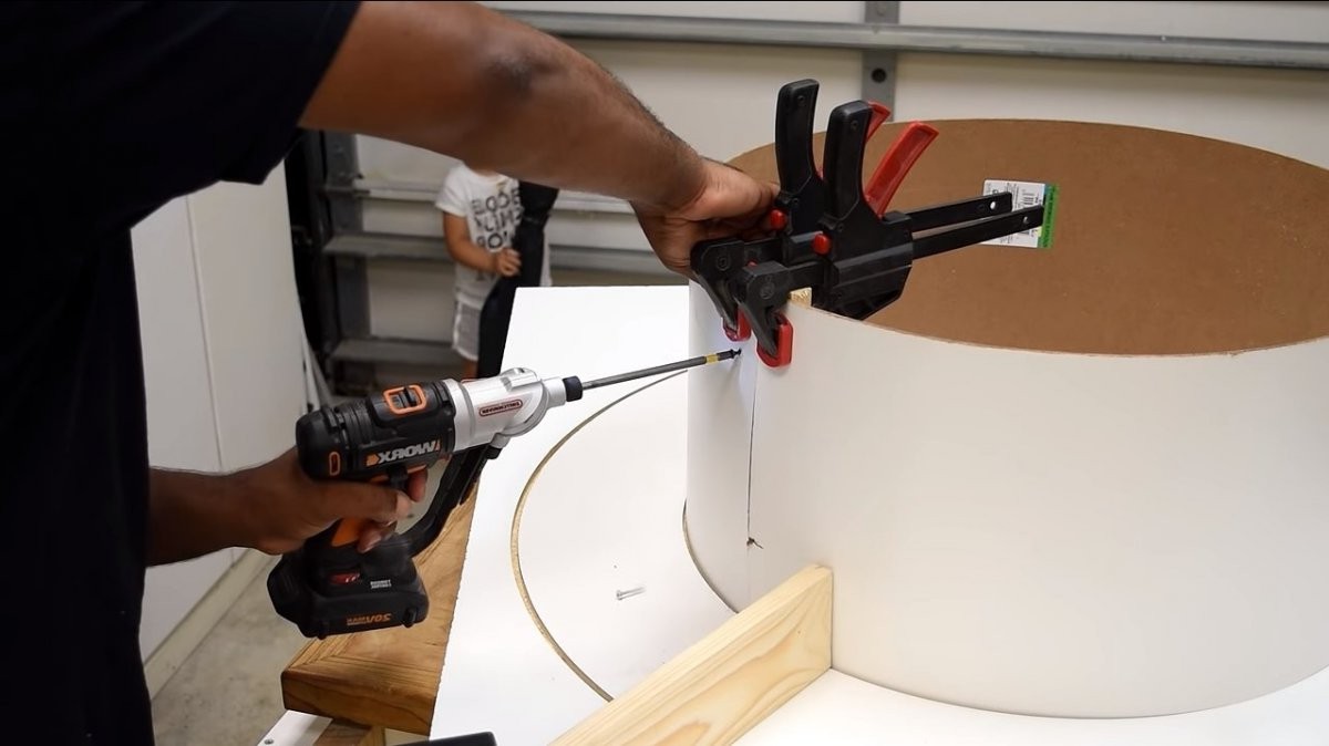 Уличный очаг из барабана стиральной машины и бетона - фото 7