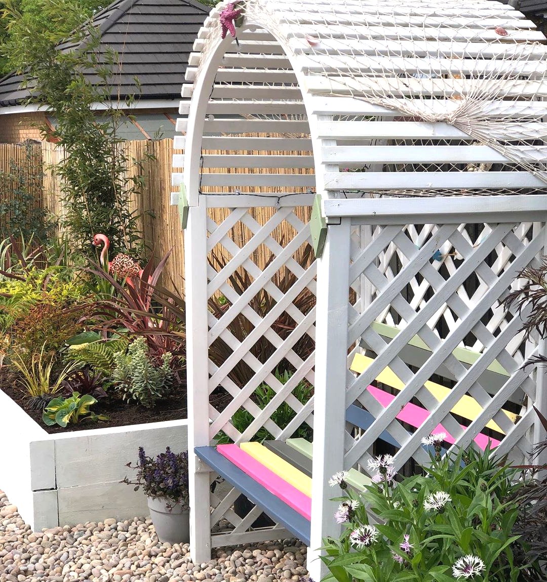 Оригинальная беседка для дачи - фото 2