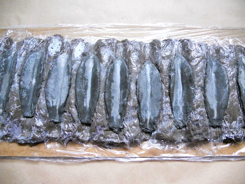 Клумба из цемента в форме лилии - фото 11