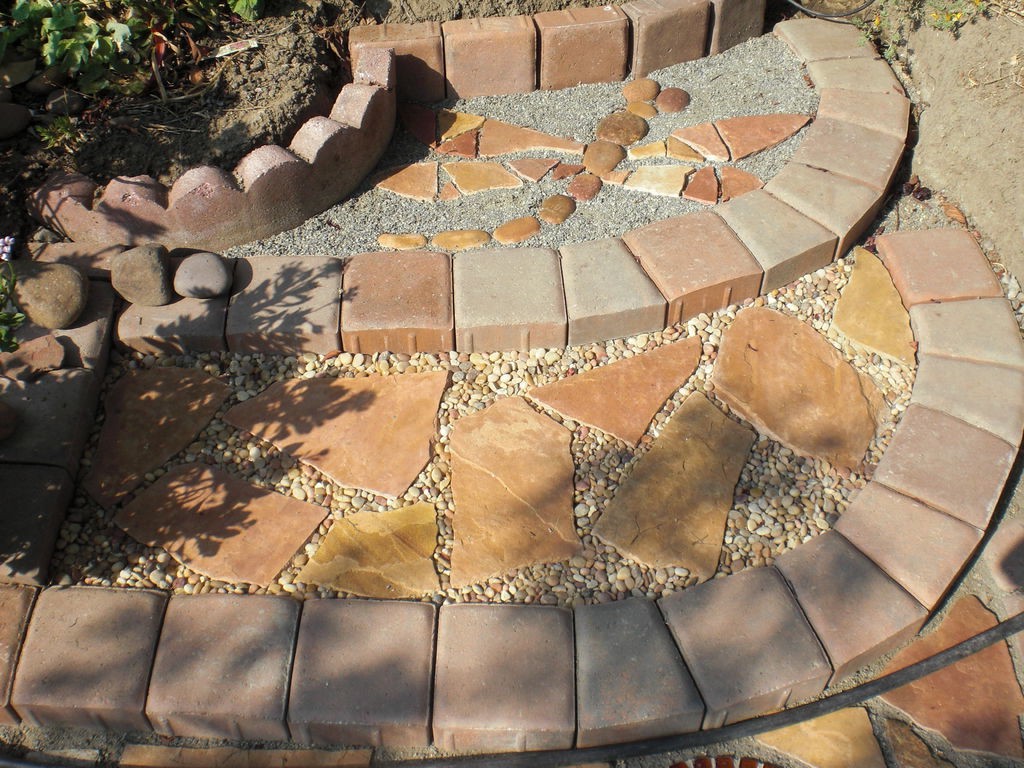 Спиральной формы садовая лестница - фото 3