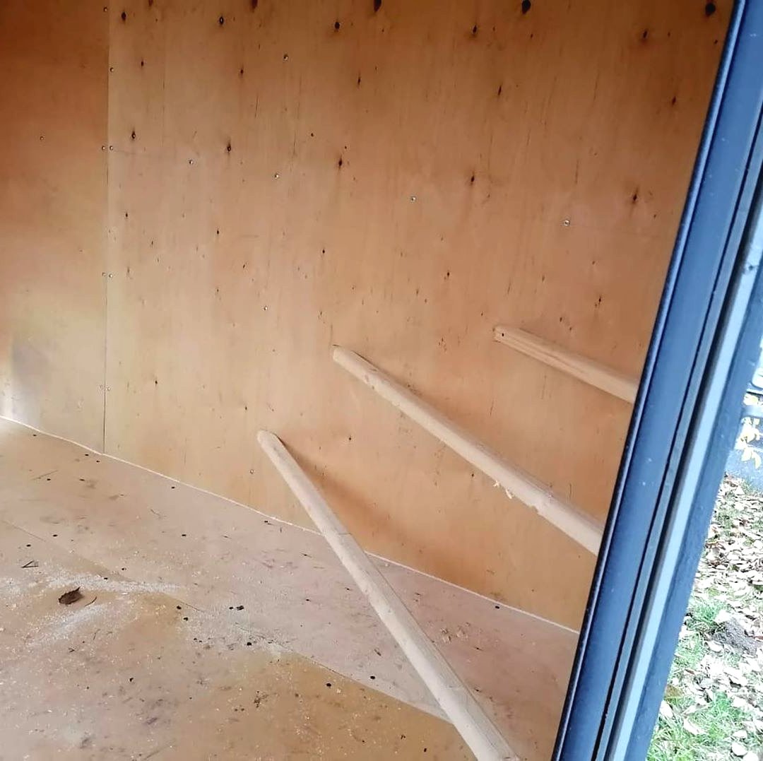 Небольшой утепленный курятник до 10 кур - фото 6