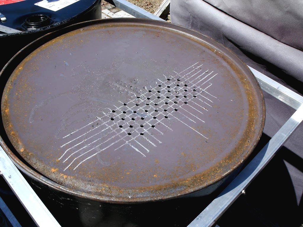 Коптильня горячего копчения своими руками из железной бочки - фото 16