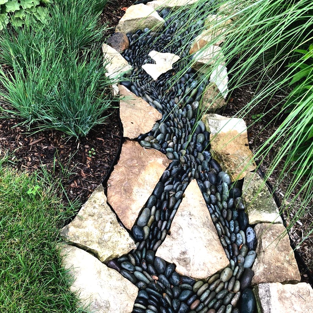 Оригинальное ограждение для клумбы - фото 6