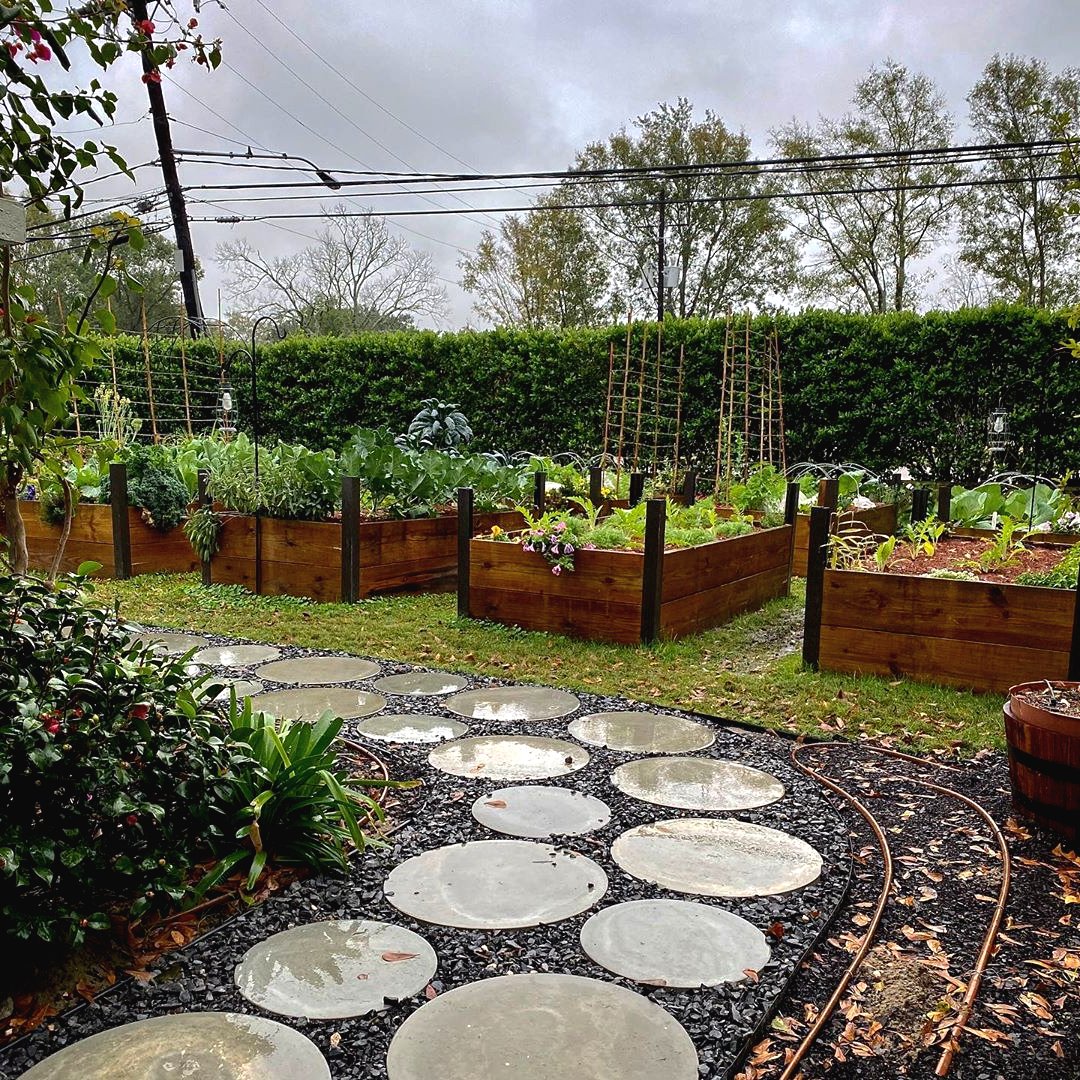 Необычная садовая дорожка для дачи - фото 6