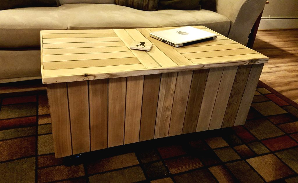 Оригинальный журнальный стол - фото 2