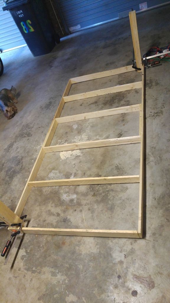 Деревянный стол из поддонов - фото 3