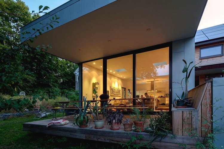 Оригинальный двухэтажный дом - фото 5