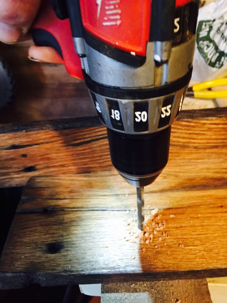 Необычная вешалка из бетонных лампочек - фото 14