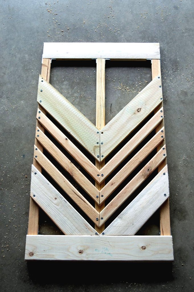 Оригинальное кресло из дерева - фото 15