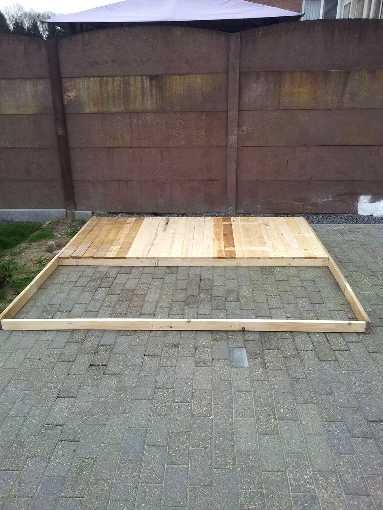 Игровой домик из поддонов - фото 3