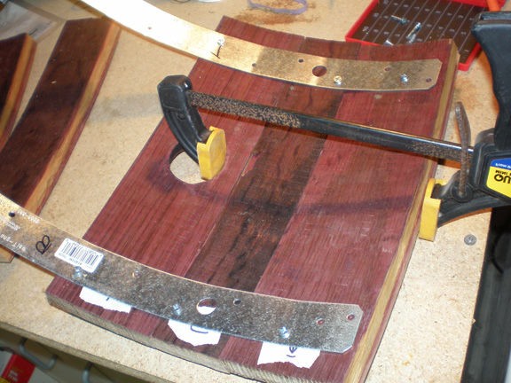 Из деревянной бочки раковина - фото 10