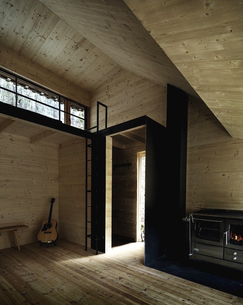 Небольшой домик в лесу - фото 5