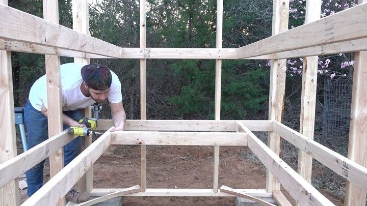 Парник размерами 2,5*2,5 метра - фото 7