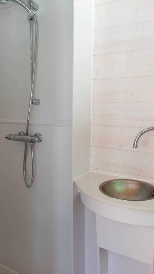 Крошечный дом на колесах - фото 18