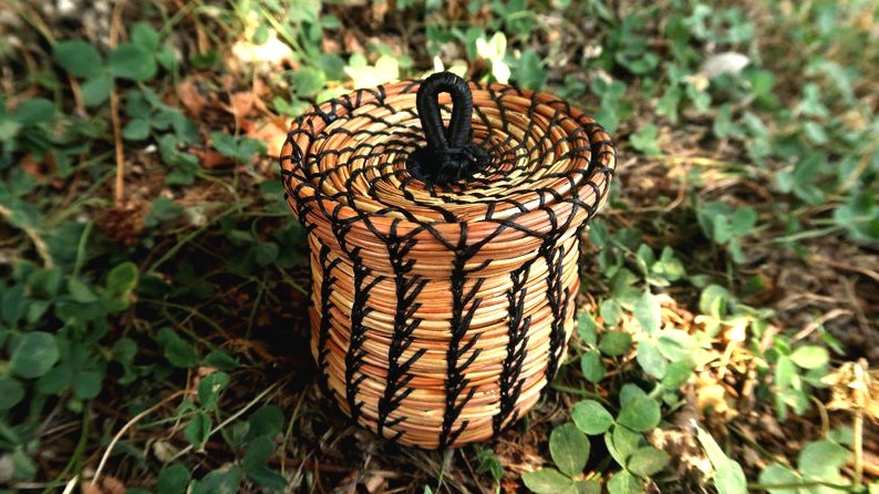 Необычная посуда из сосновых иголок - фото 3