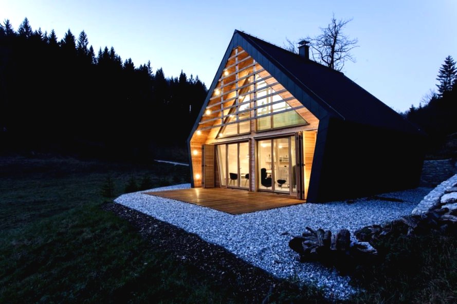 Необычный дом в лесу - фото 2