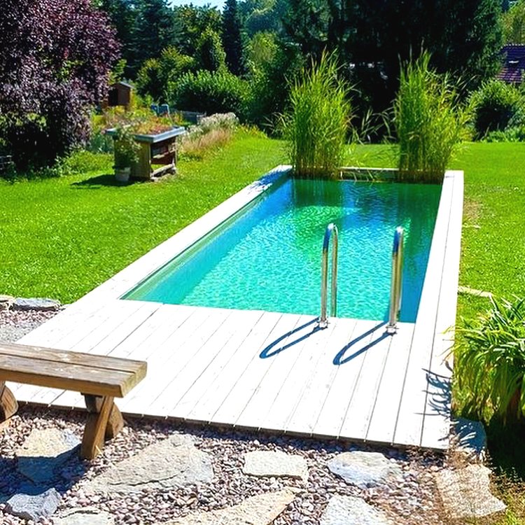 Маленький бассейн в саду - фото 3