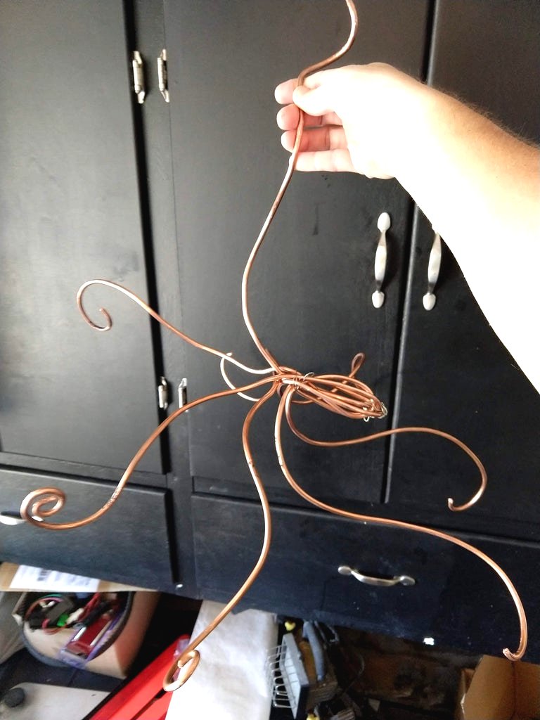 Оригинальная потолочная лампа - фото 5