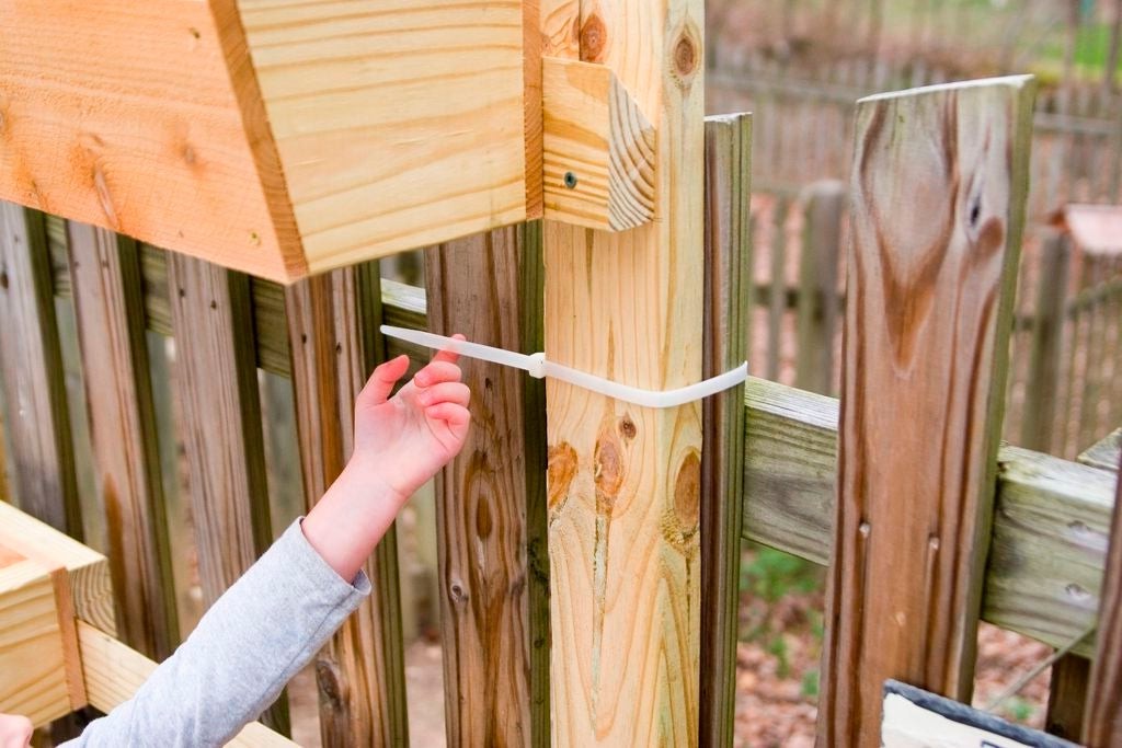 Вертикальный сад на заборе - фото 8