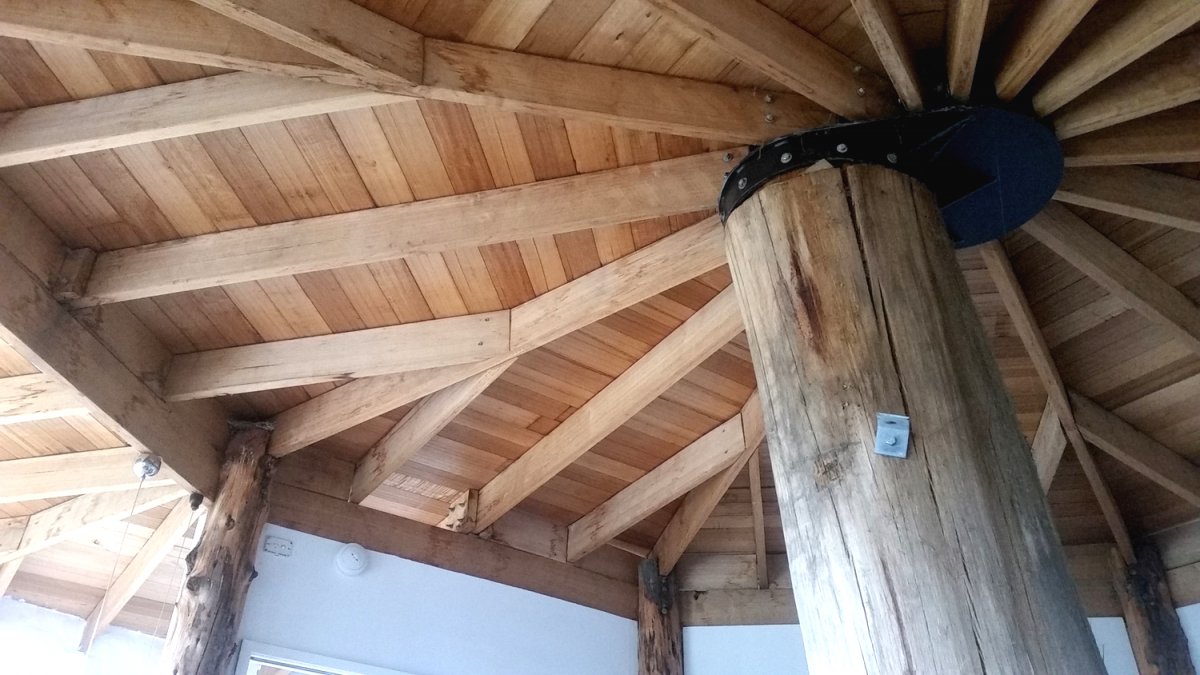 Необычный дом круглой формы - фото 10