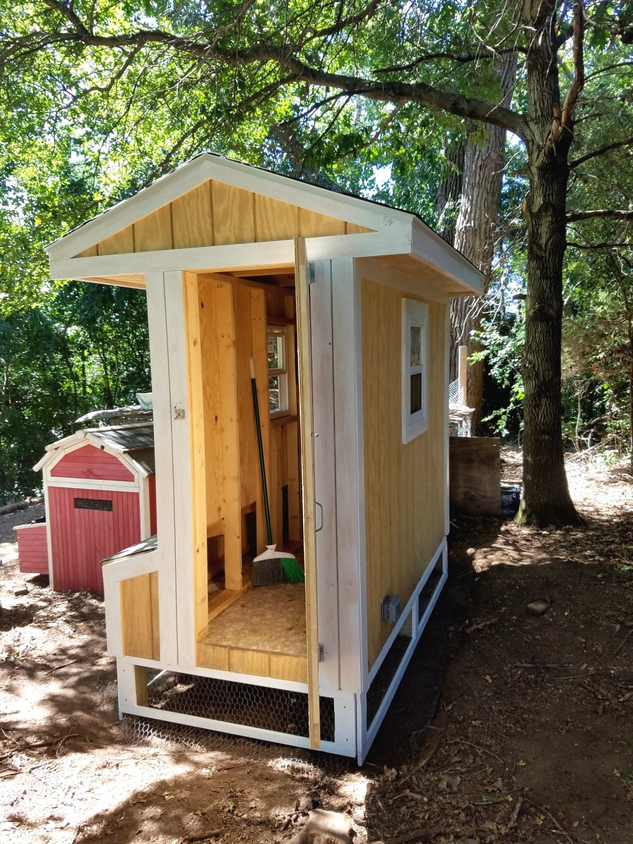 Как построить курятник своими руками? - фото 9