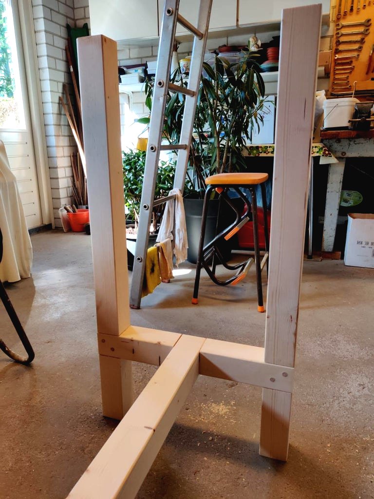 Стол на кухню своими руками - фото 11