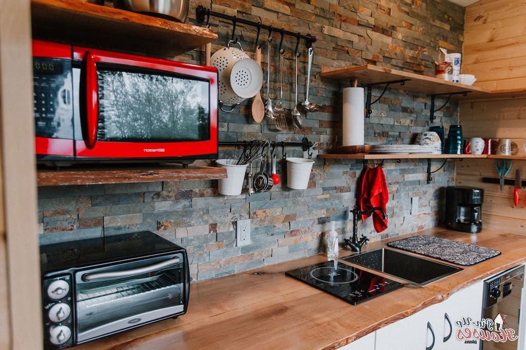 Необычный деревянный дом - фото 7