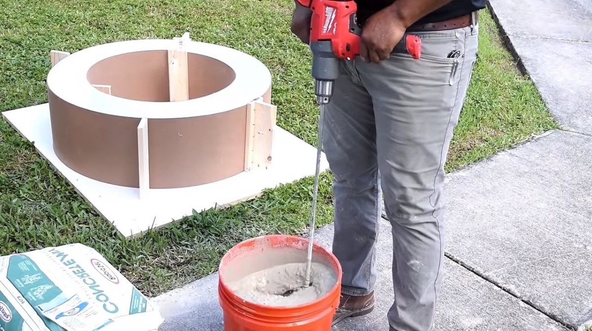 Уличный очаг из барабана стиральной машины и бетона - фото 14