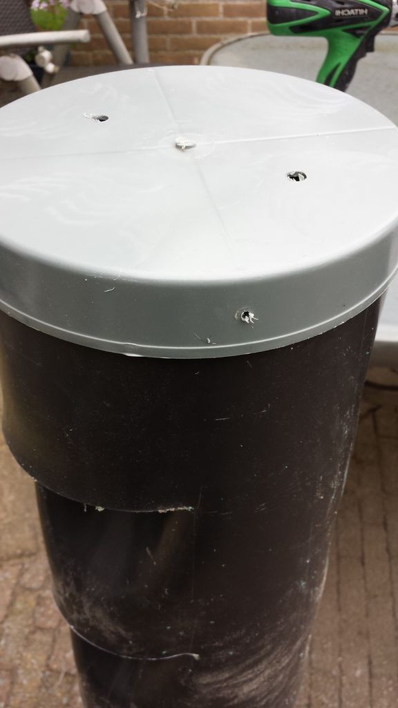 Вертикальная грядка сделанная из трубы ПВХ  - фото 14