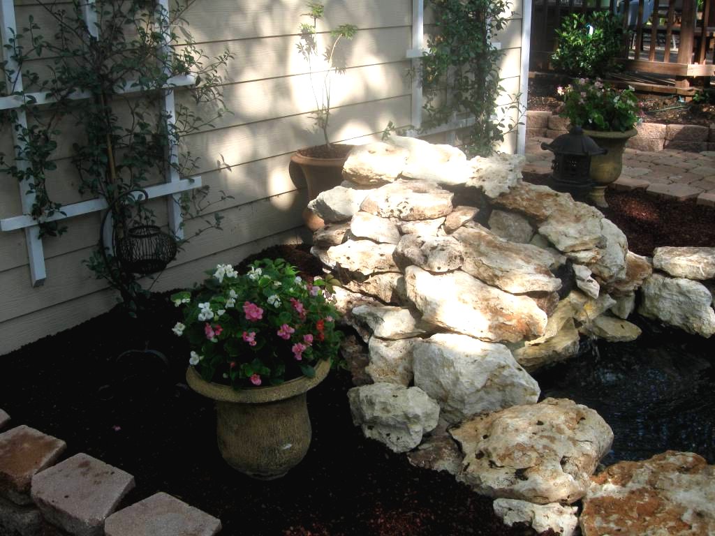 Пруд с водопадом  - фото 20