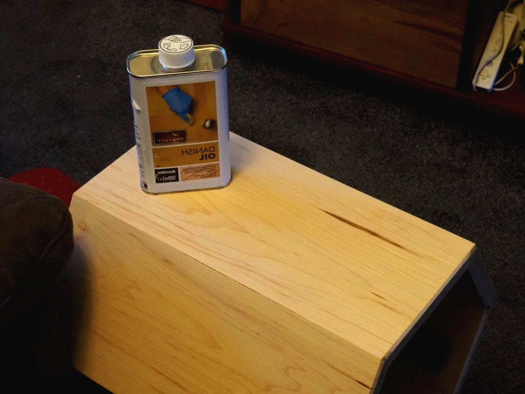 Прикроватный столик или тумбочка  своими руками - фото 10