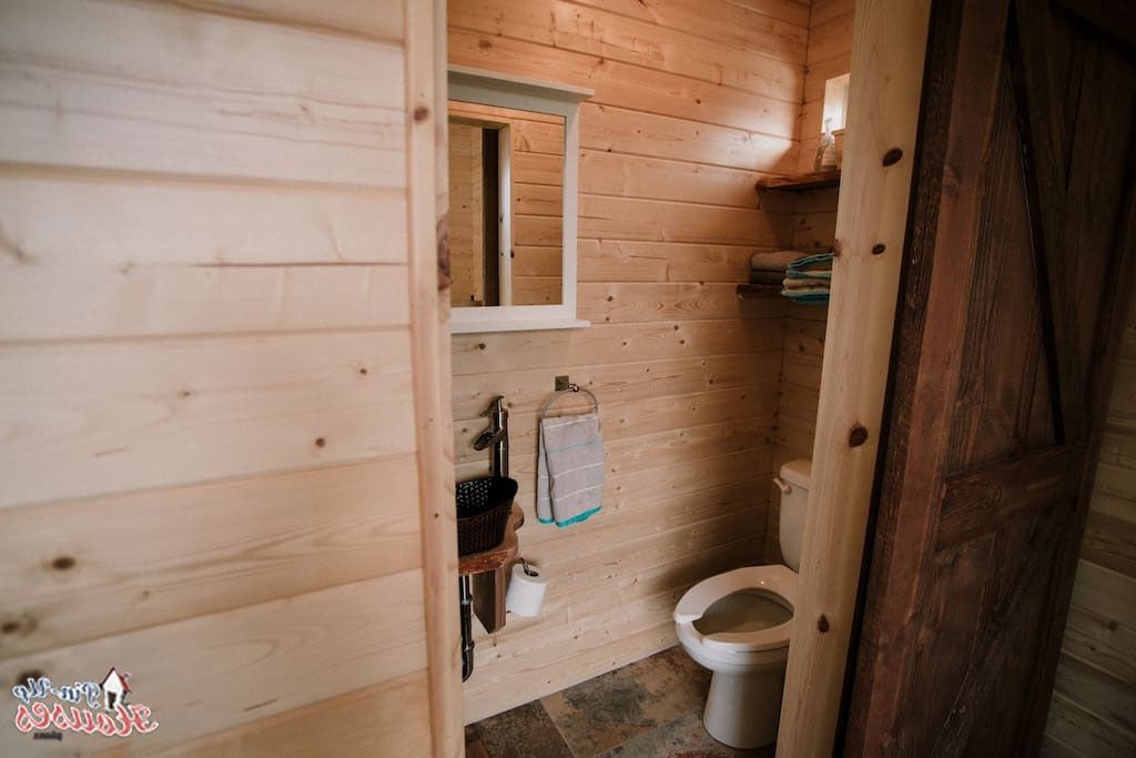 Необычный деревянный дом - фото 8