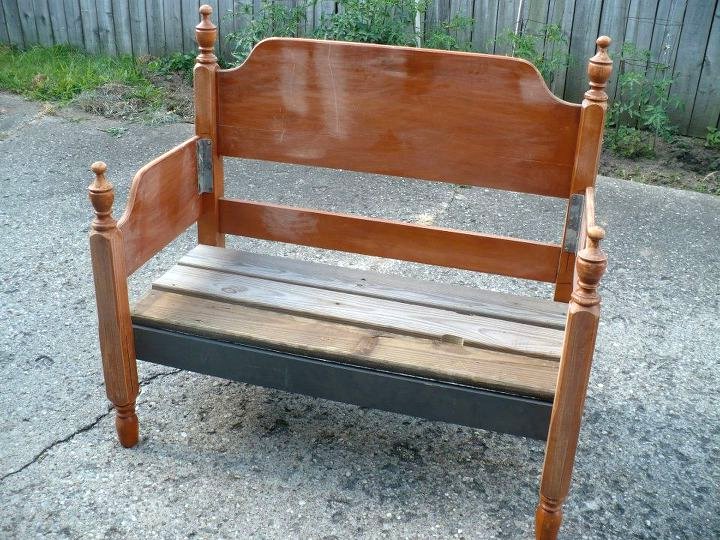 Интересная скамья из старой кровати - фото 6