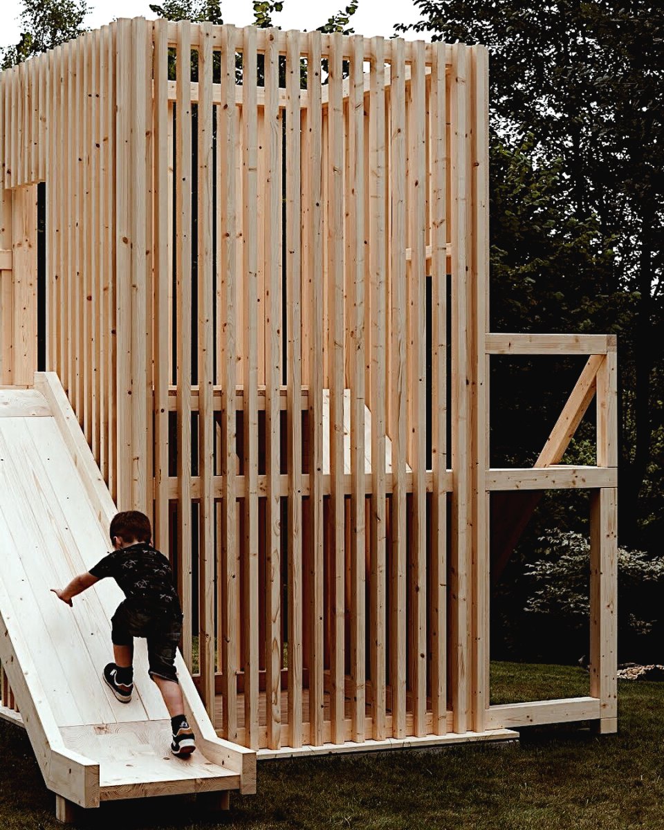 Детский домик с горкой из дерева - фото 4