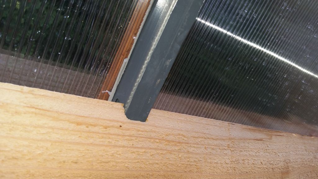 Теплица из подручных материалов - фото 11