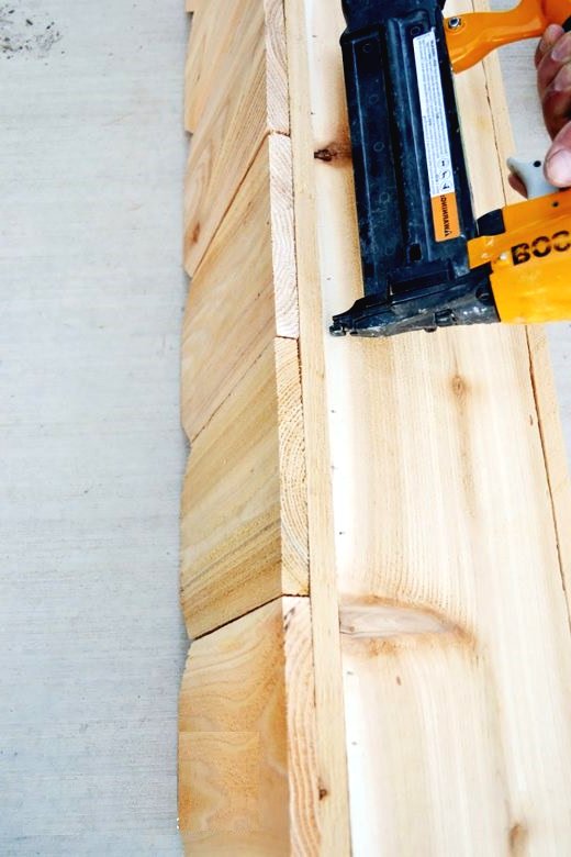 Интересные подоконные ящики для цветочных горшков. - фото 15