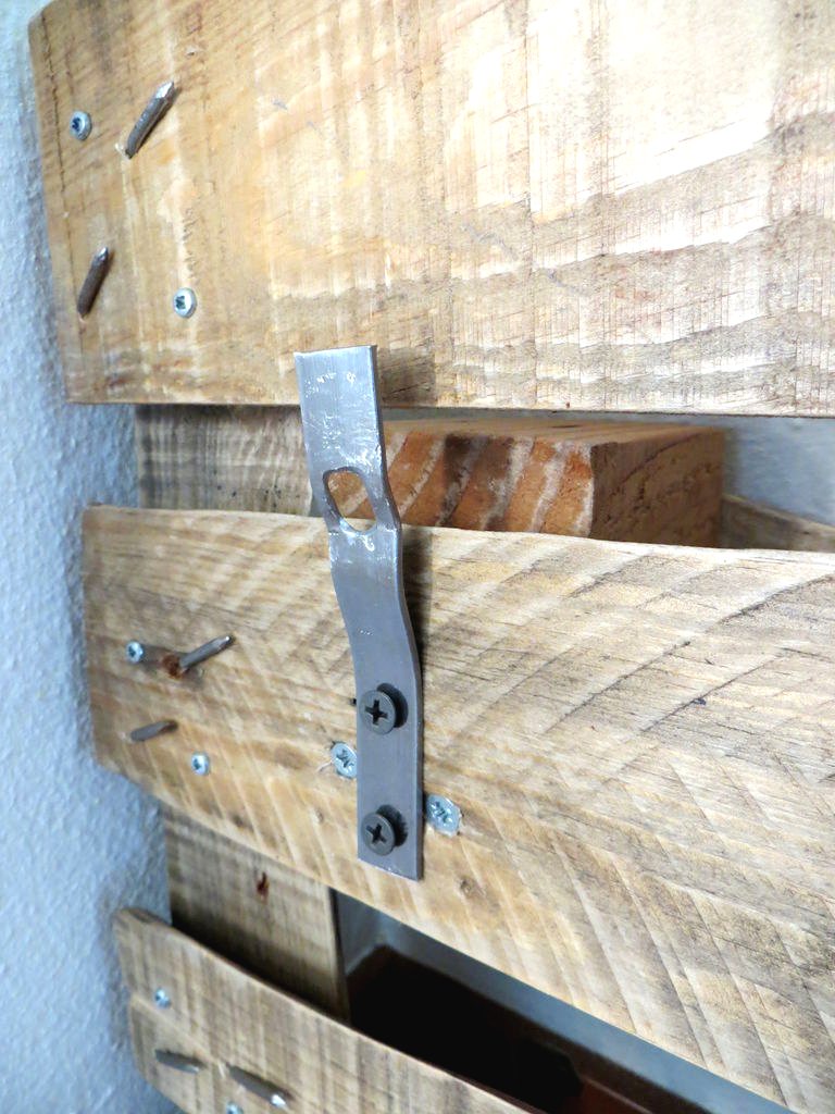 Вешалка из поддона - фото 6