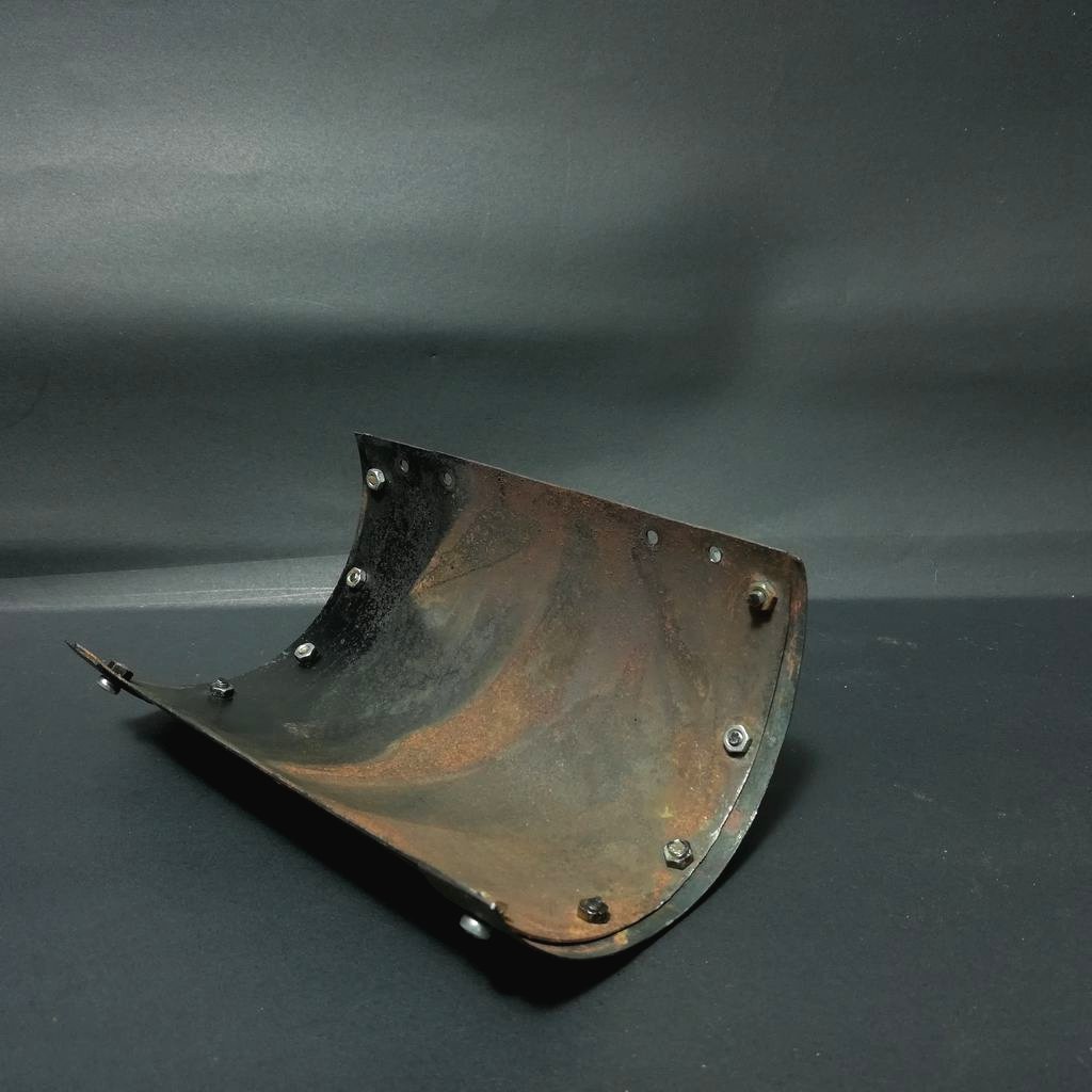 Маленькая коптильня из старых огнетушителей - фото 15