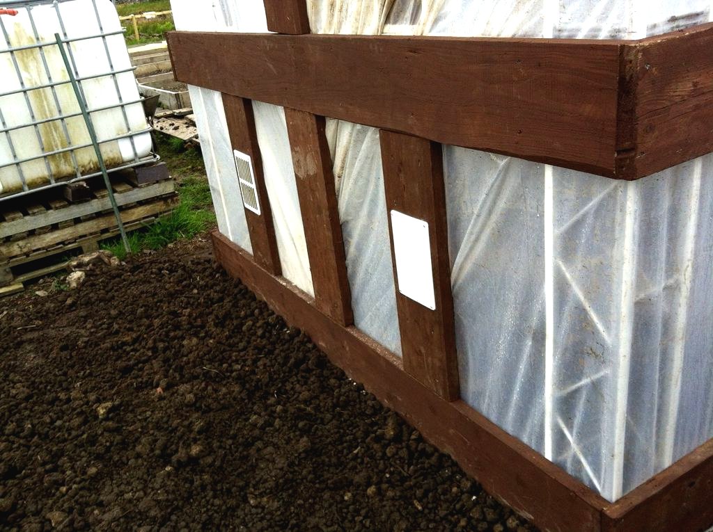 Оригинальный парник из алюминиевых стоек - фото 16