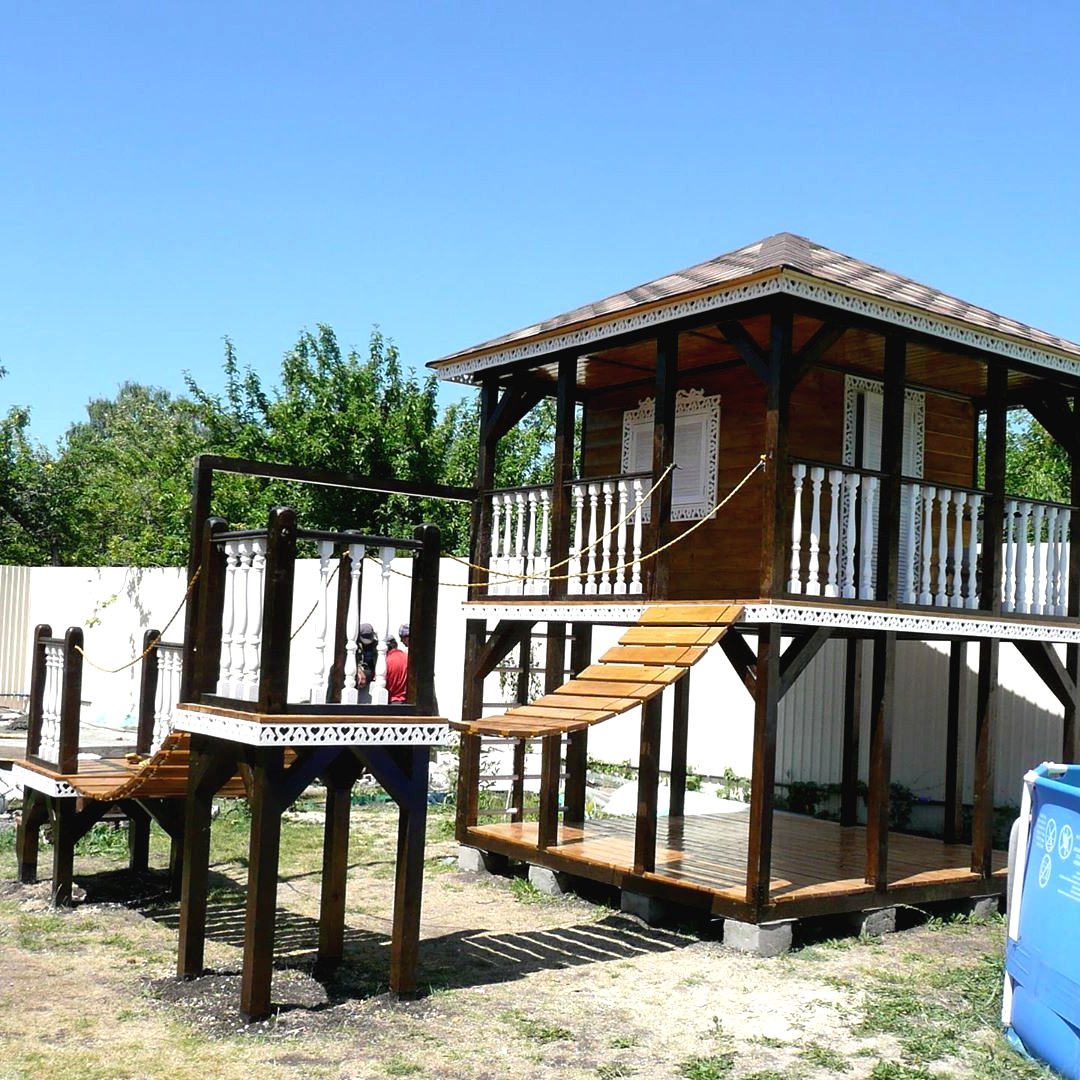 Беседка и детский домик из дерева - фото 2