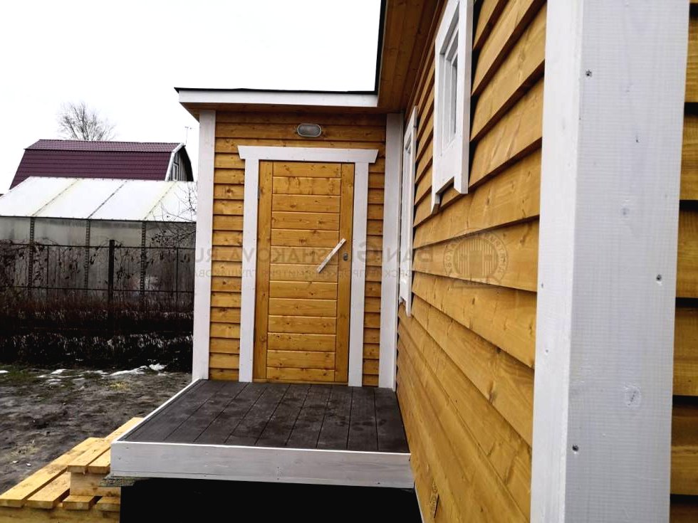 Необычная угловая баня - фото 11