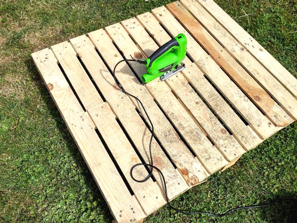 Садовый диван из поддона - фото 4