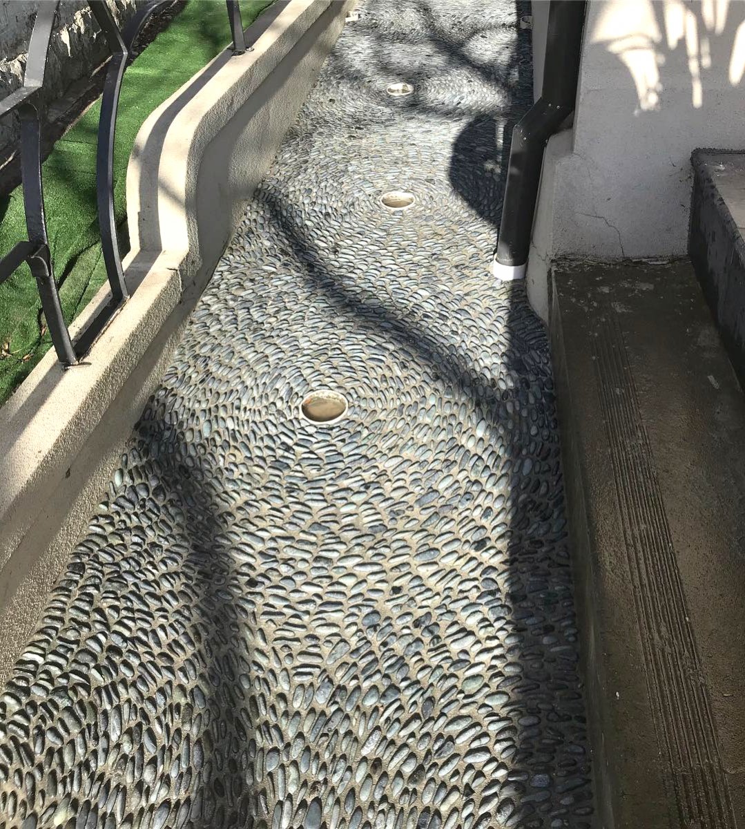 Галька на даче - фото 3